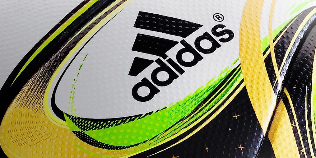 Brazuca Final Rio - Zoom in on Adidas logo