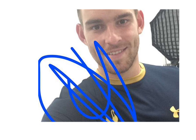 The new Tottenham Hotspur player Vincent Janssen signs the camera.  July 12th, 2016